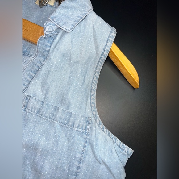 Cloth & Stone For Anthropologie Denim Polka Dot Half Button Up Tank Size M EUC - Picture 3 of 9